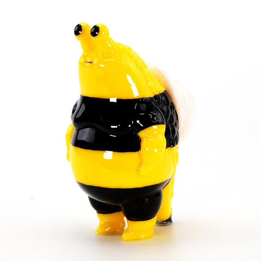 Baby Mansnail Bumblebee edition