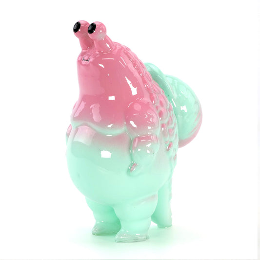 Baby Mansnail - cotton candy edition